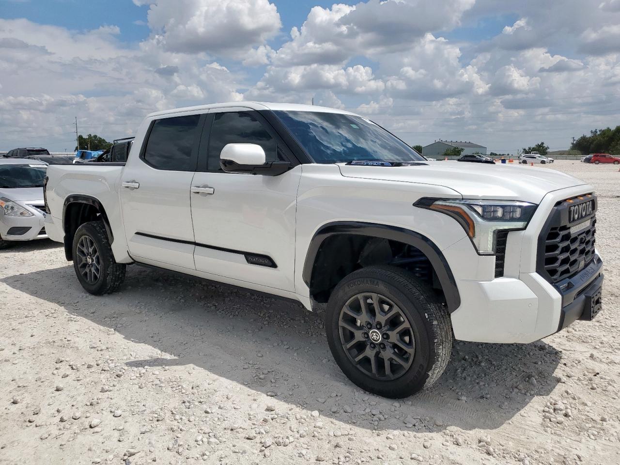 2024 TOYOTA TUNDRA
