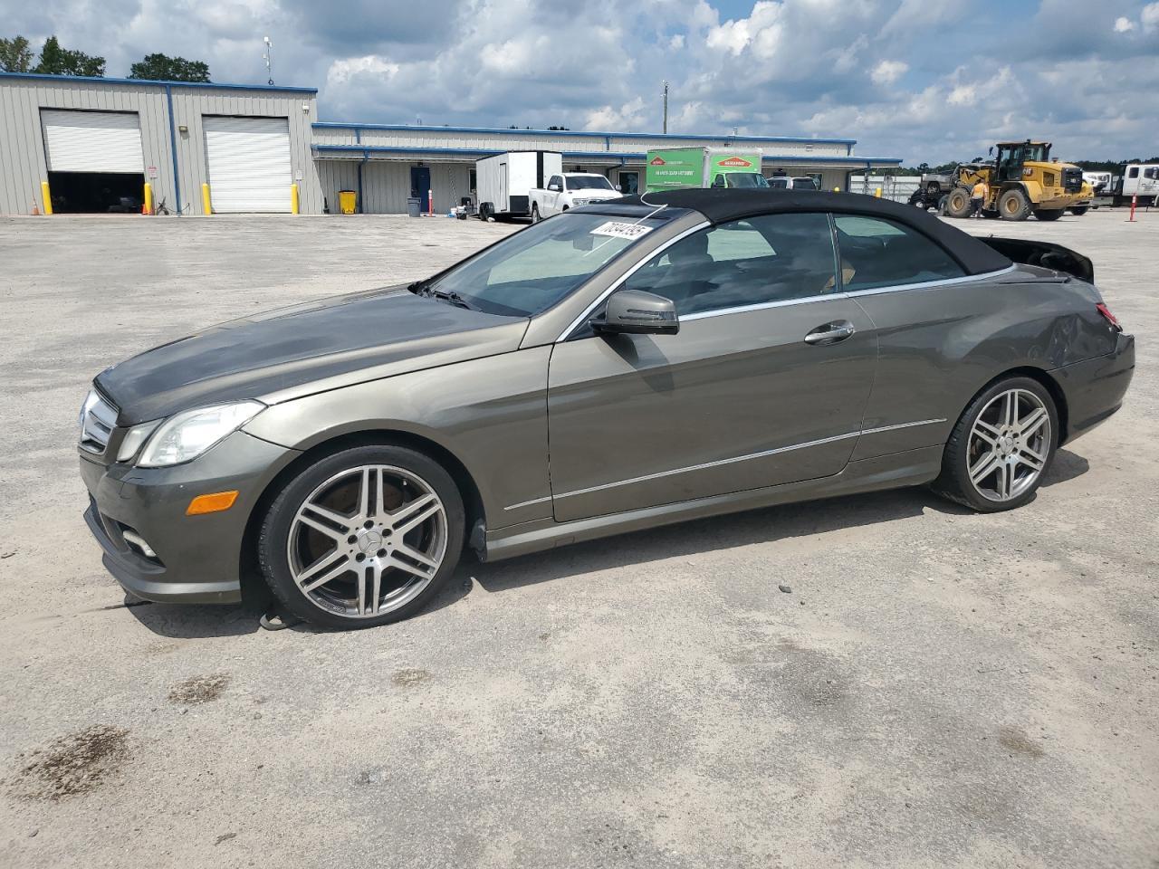 2011 MERCEDES-BENZ E-Class