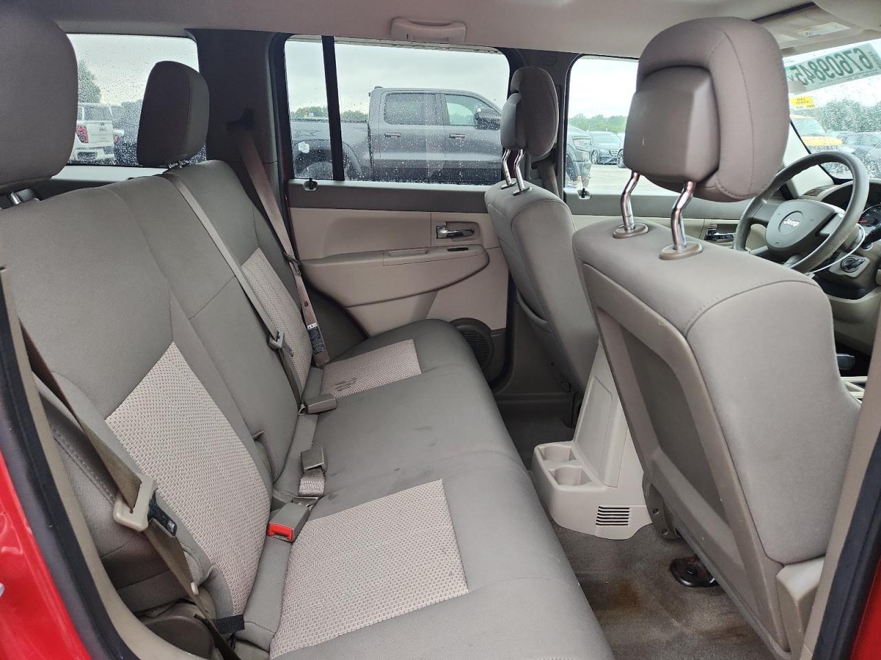 2010 JEEP Liberty