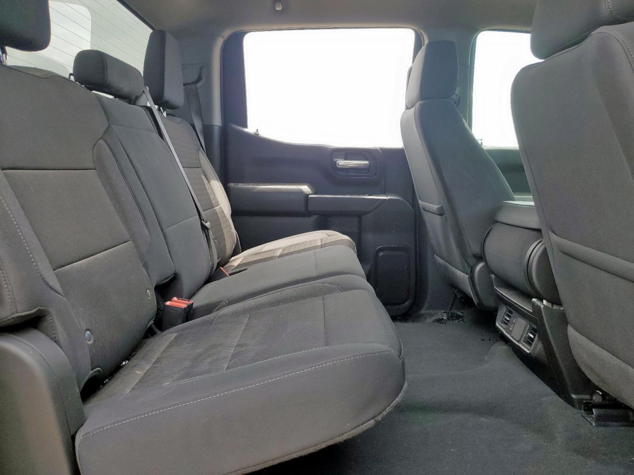 2025 CHEVROLET Silverado
