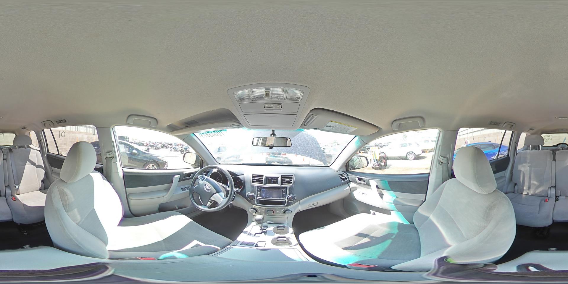 2013 TOYOTA HIGHLANDER
