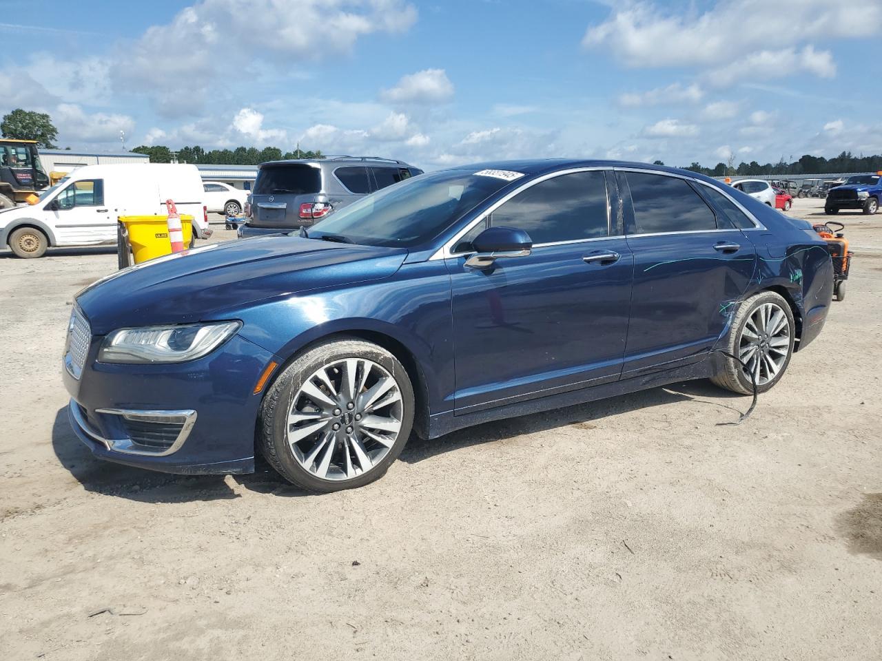 2017 LINCOLN MKZ