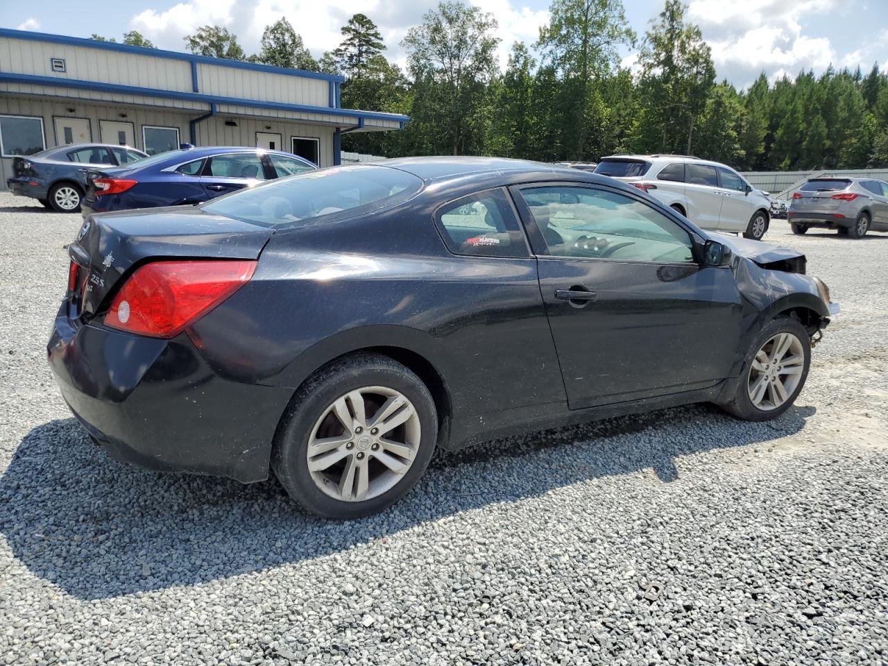 2010 NISSAN ALTIMA