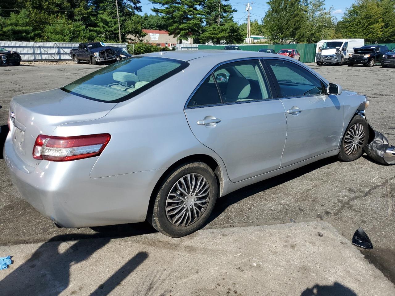 2010 TOYOTA CAMRY