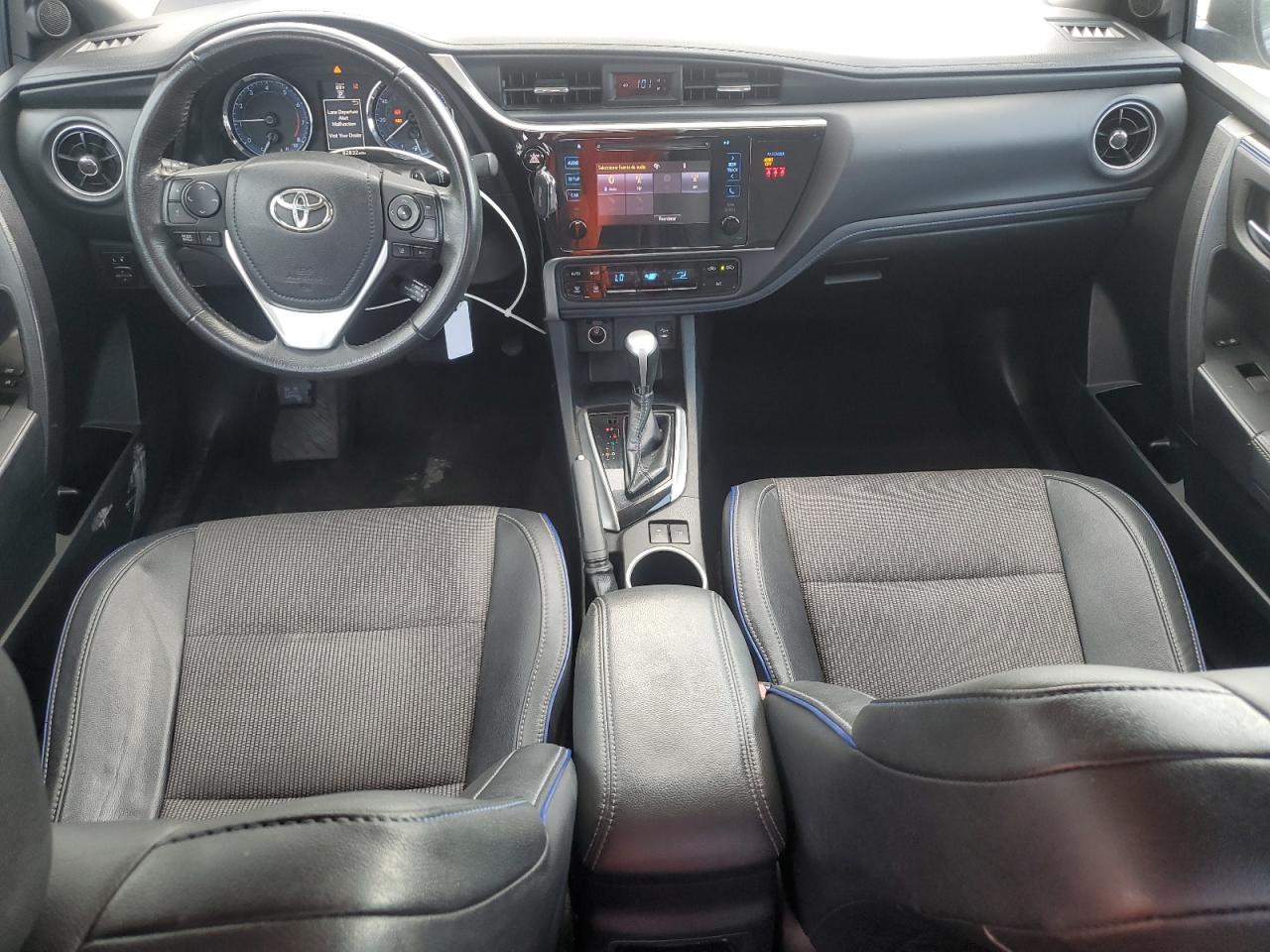 2019 TOYOTA COROLLA