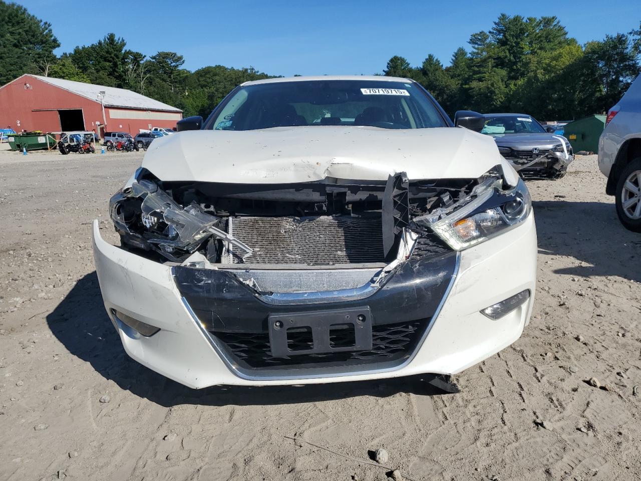 2017 NISSAN Maxima