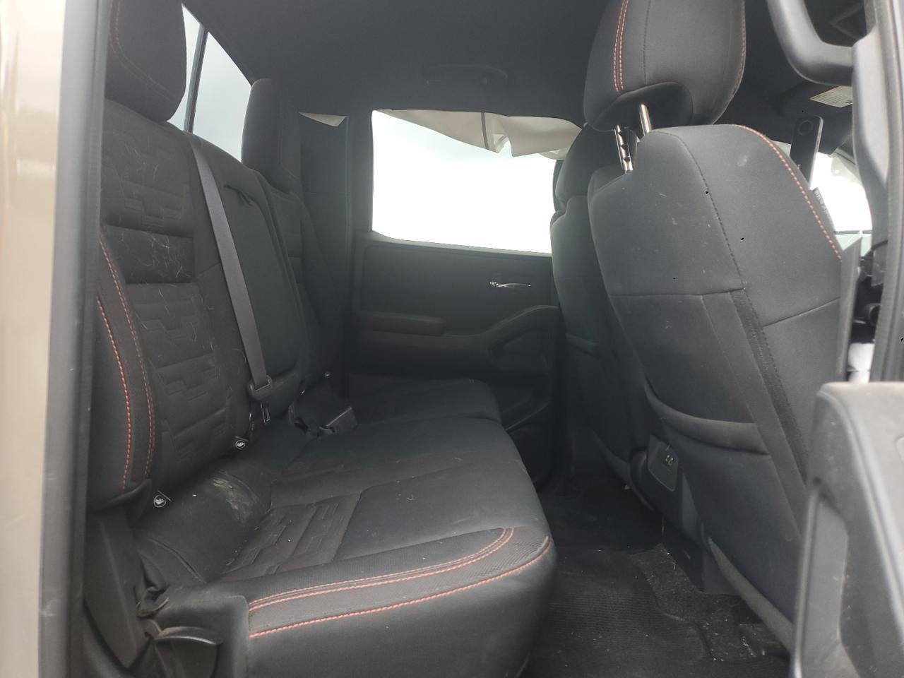 2022 NISSAN Frontier