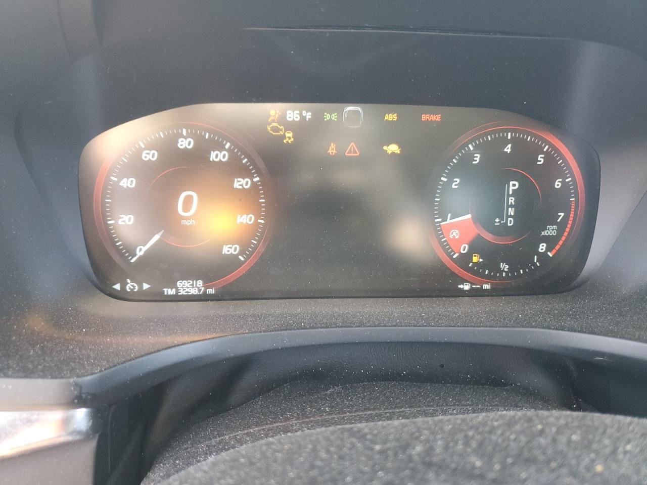 2019 VOLVO S60