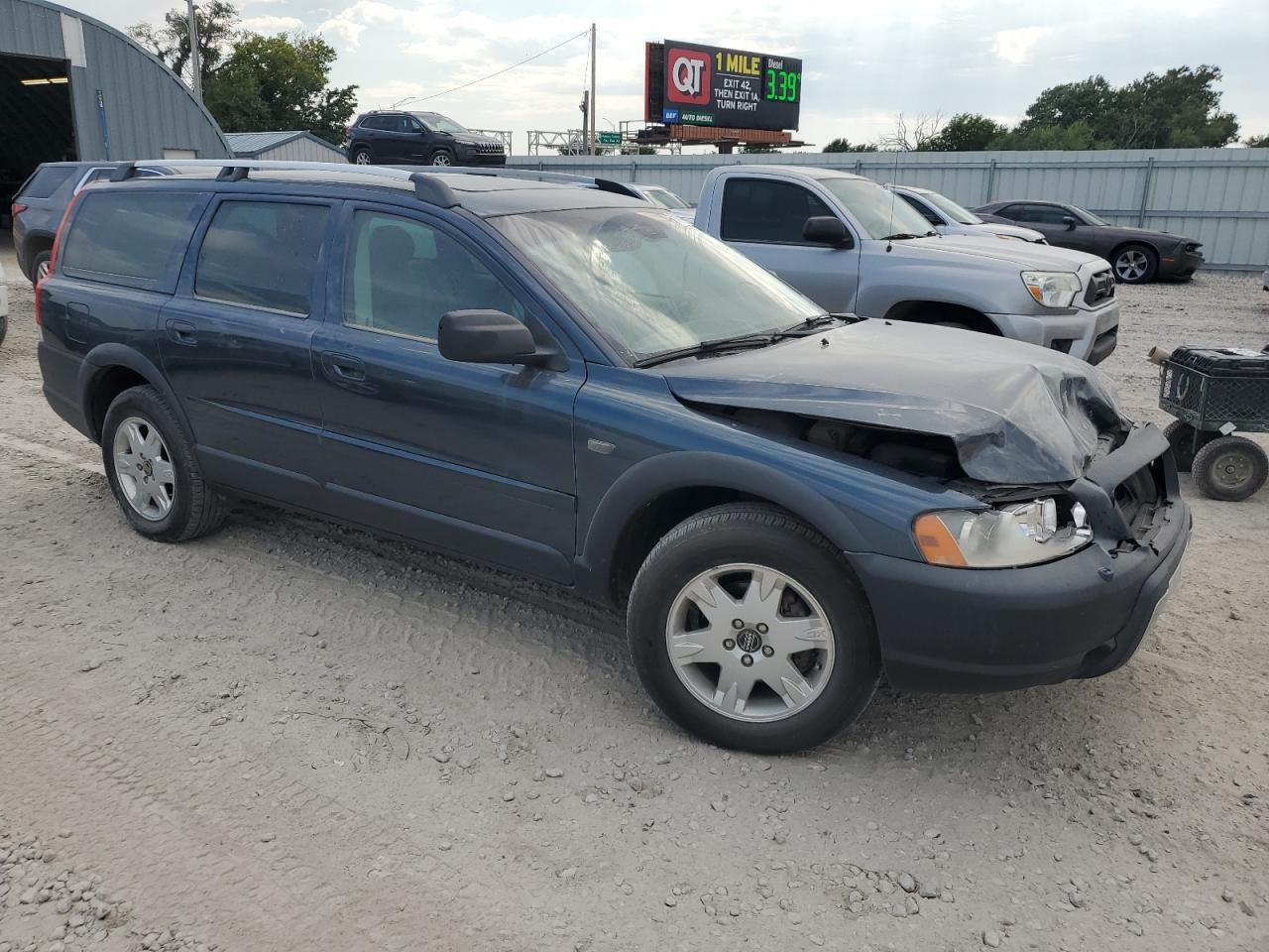 2006 VOLVO XC70