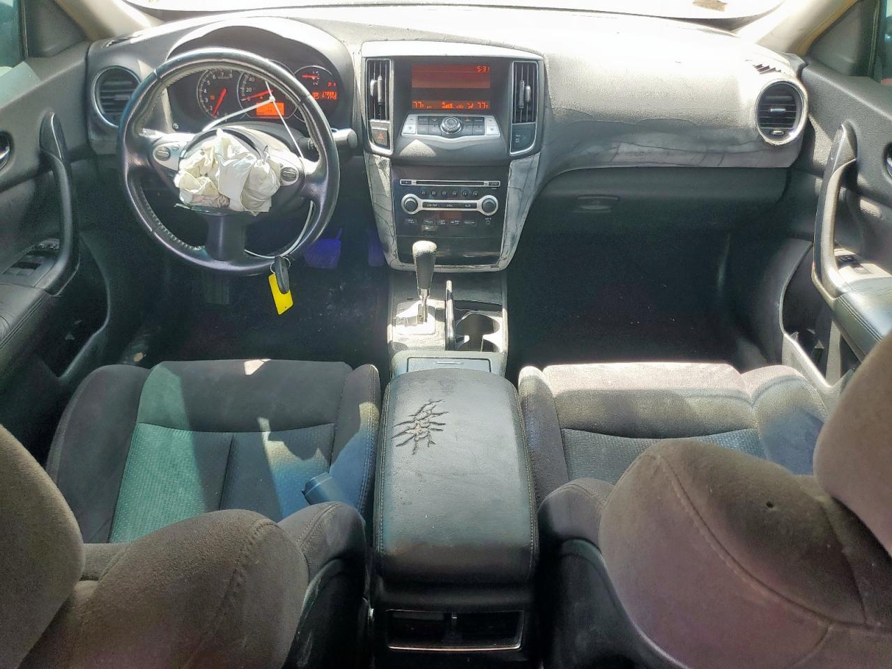 2011 NISSAN Maxima