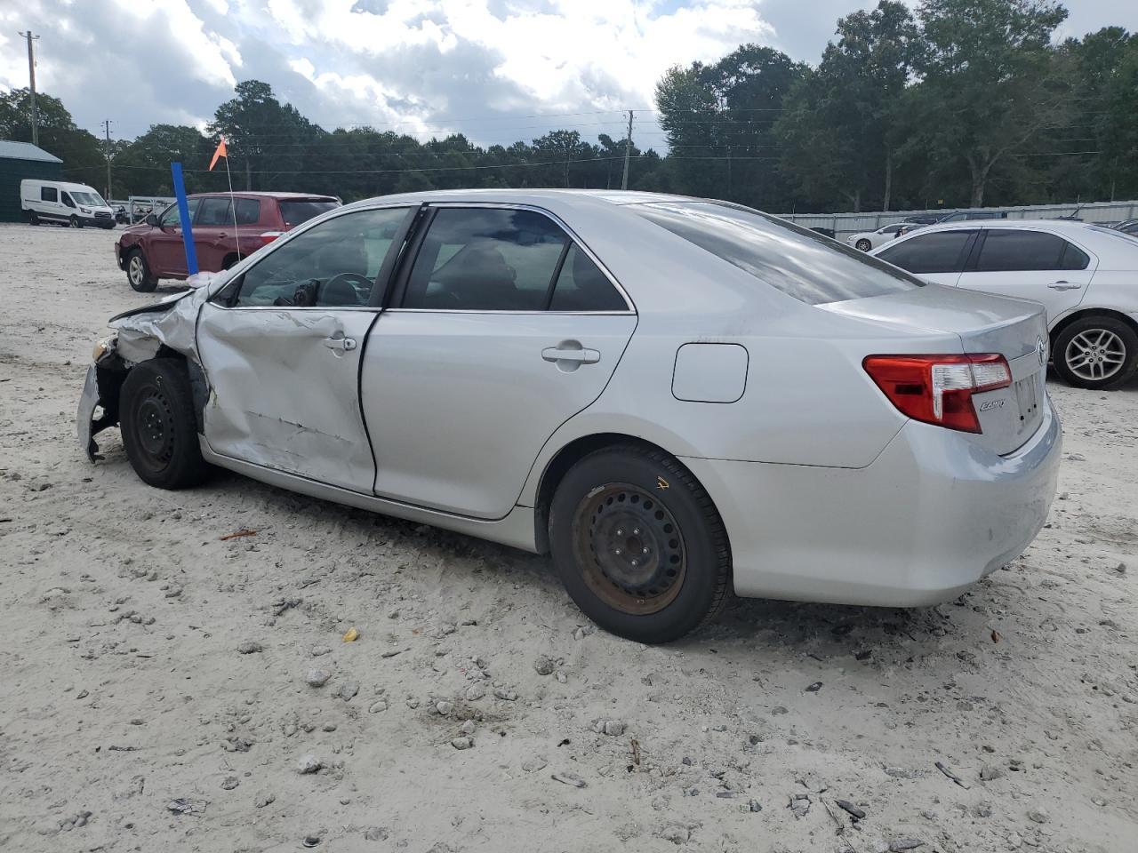 2012 TOYOTA CAMRY