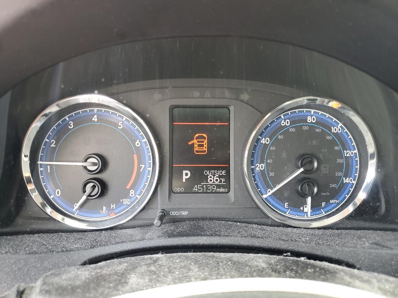 2018 TOYOTA COROLLA