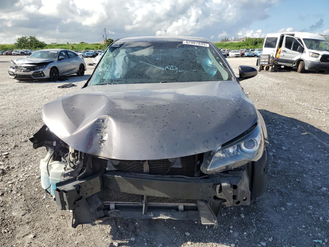 2016 TOYOTA CAMRY