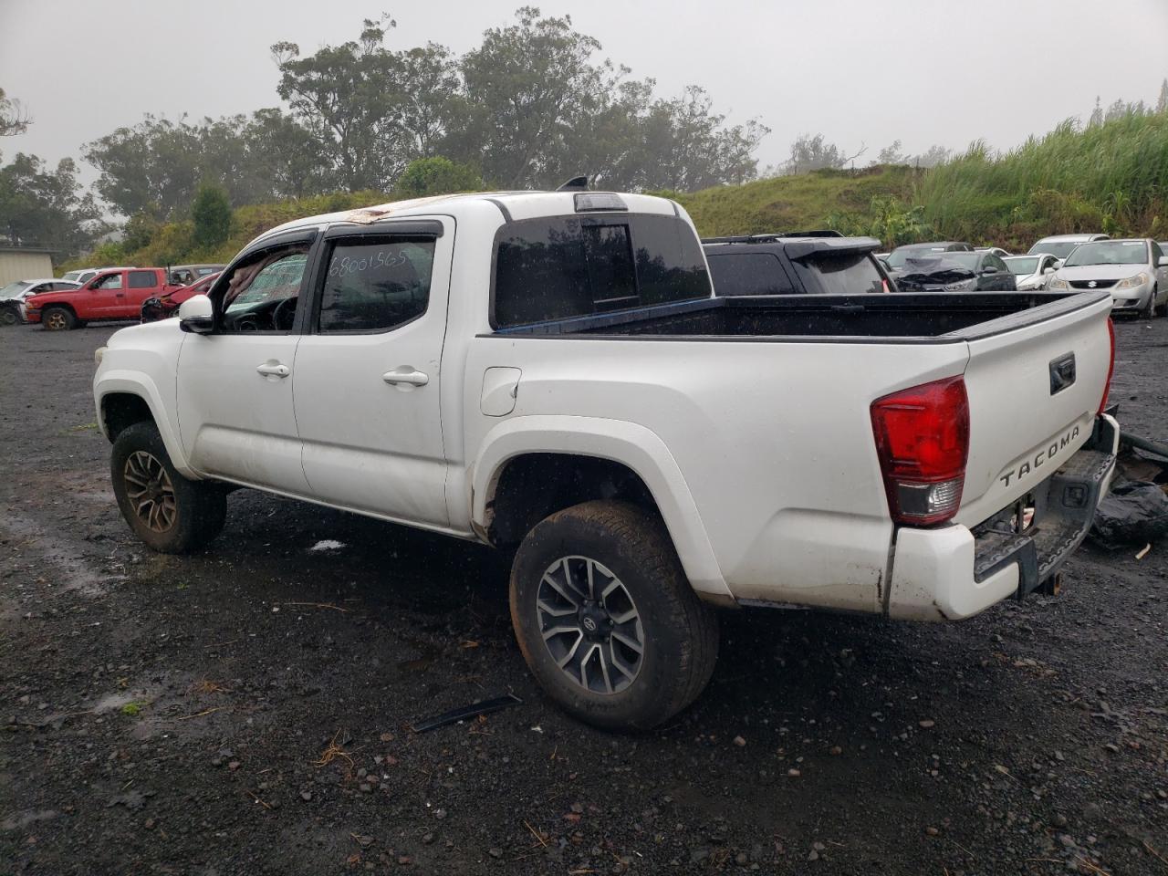 2017 TOYOTA TACOMA