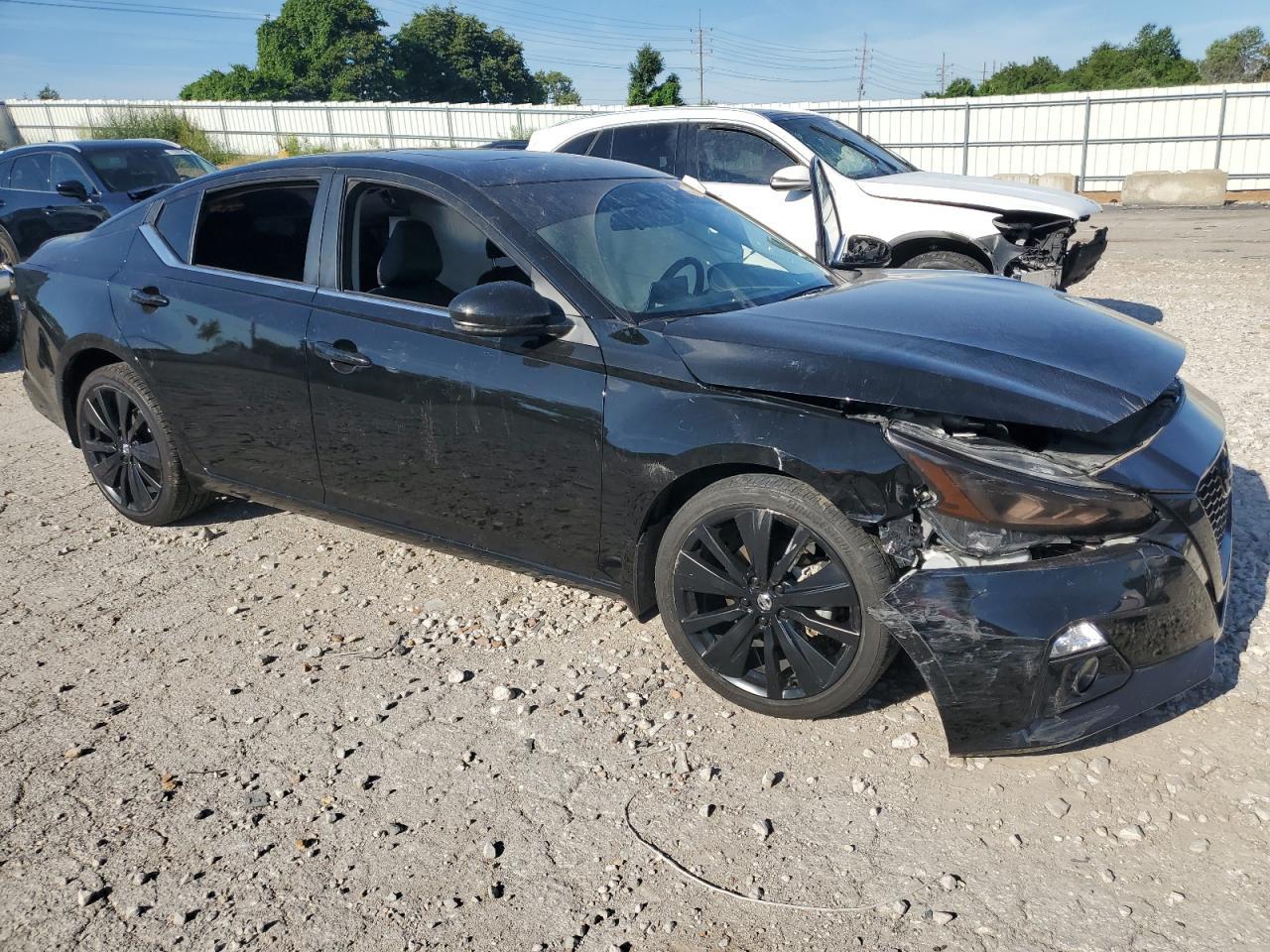 2022 NISSAN ALTIMA