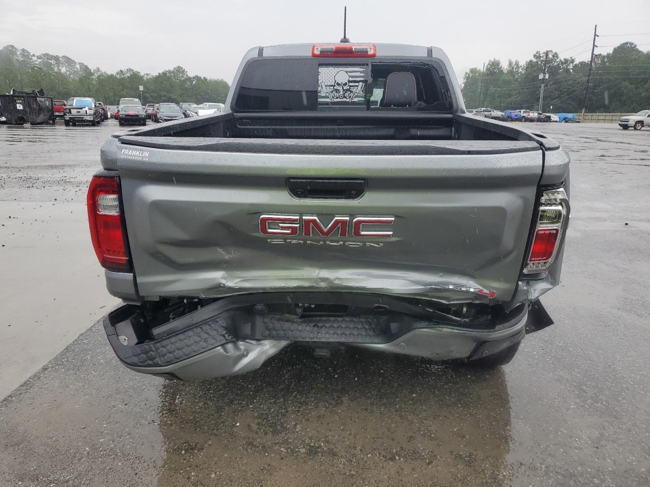 2024 GMC CANYON