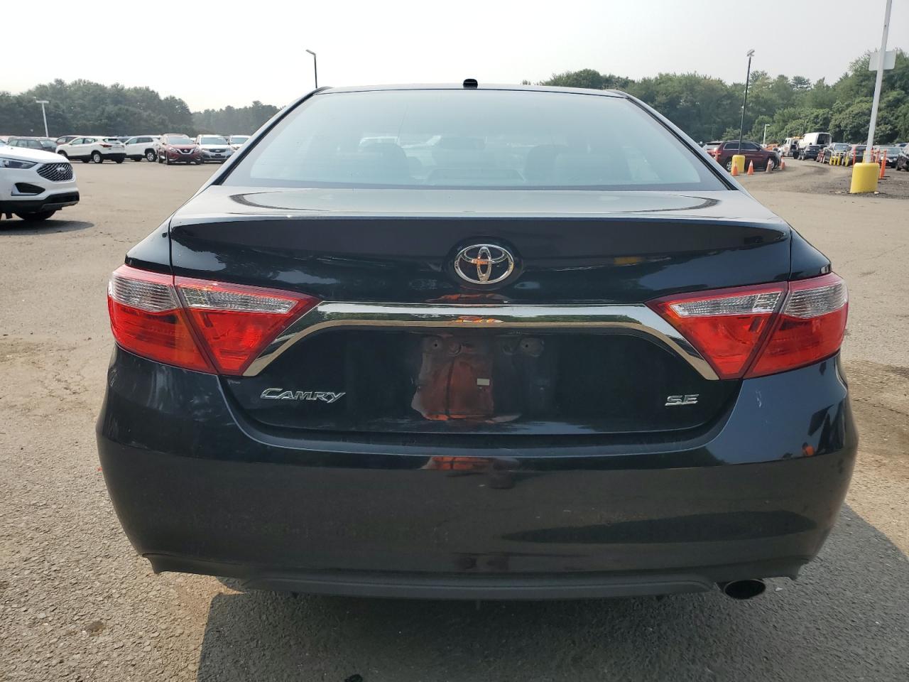 2016 TOYOTA CAMRY