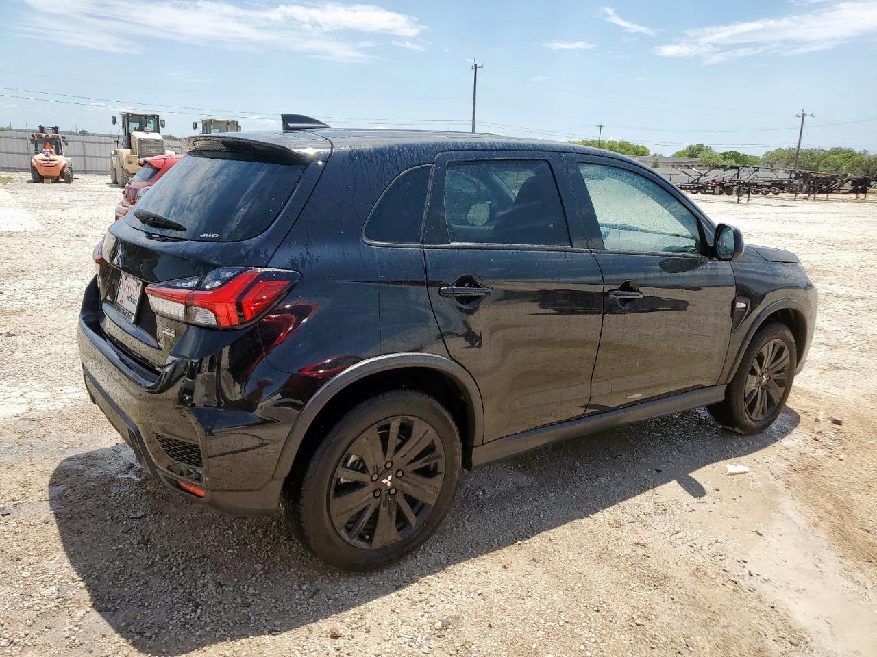 2025 MITSUBISHI Outlander Sport