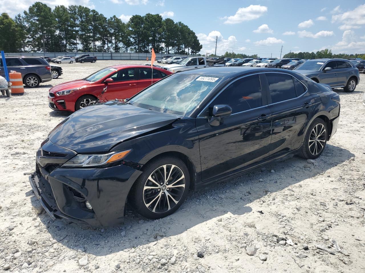 2018 TOYOTA CAMRY