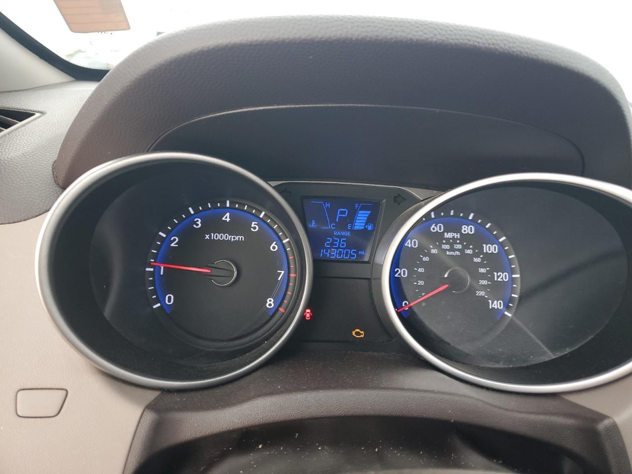 2015 HYUNDAI TUCSON
