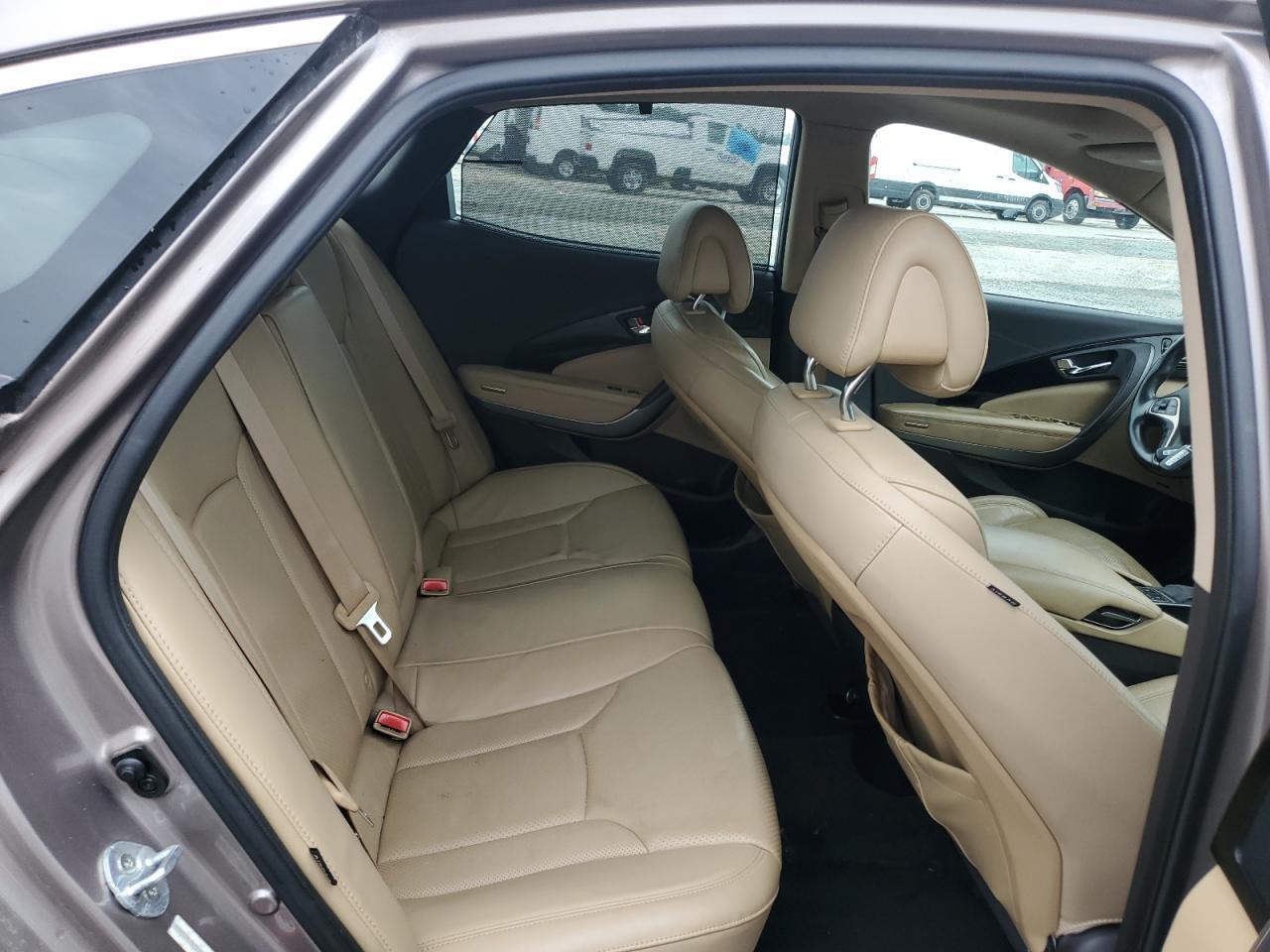 2013 HYUNDAI Azera