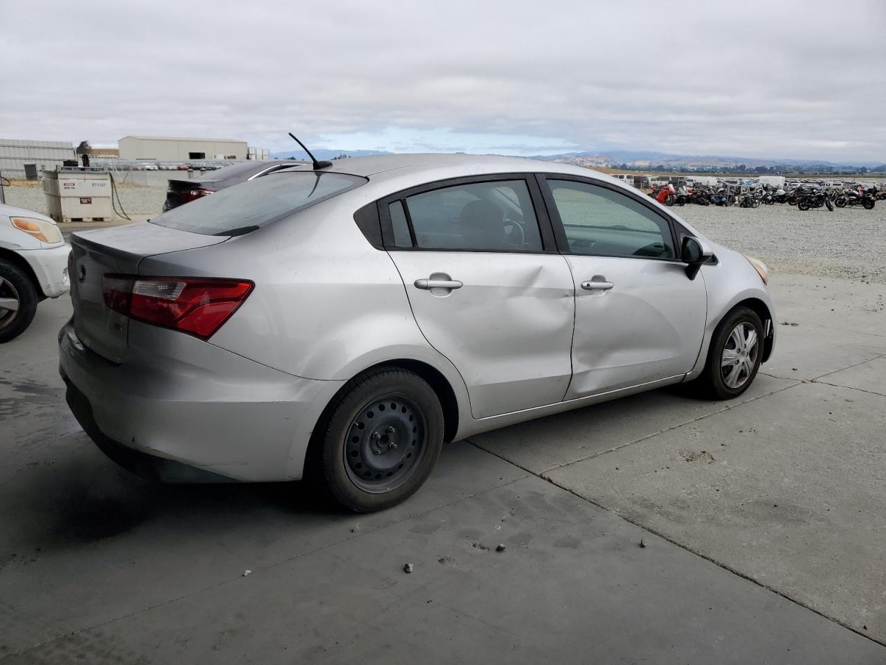 2016 KIA RIO