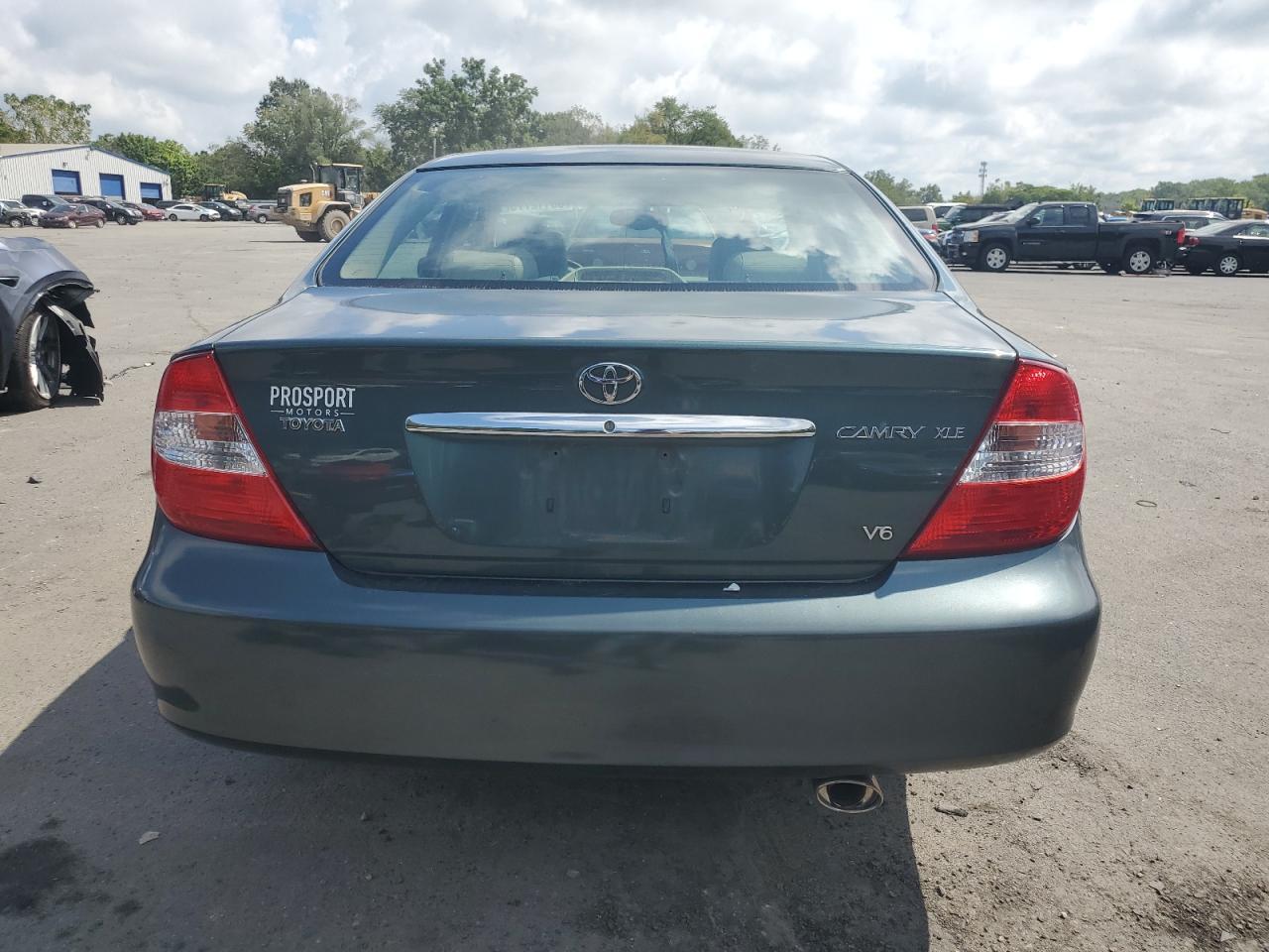 2004 TOYOTA CAMRY