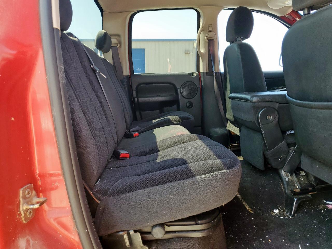 2004 DODGE RAM 1500