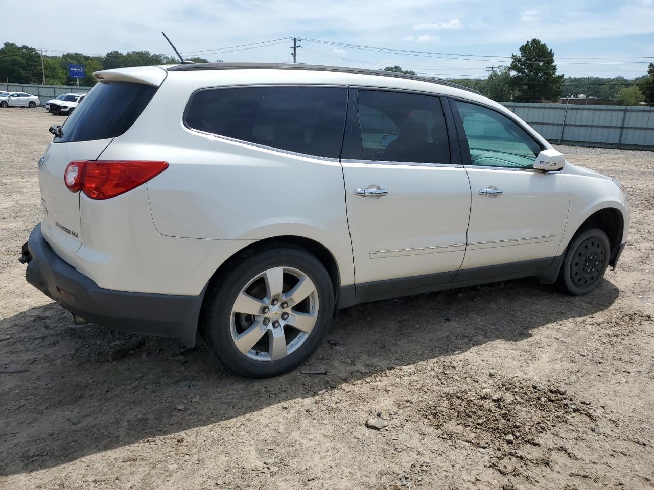 2011 CHEVROLET TRAVERSE