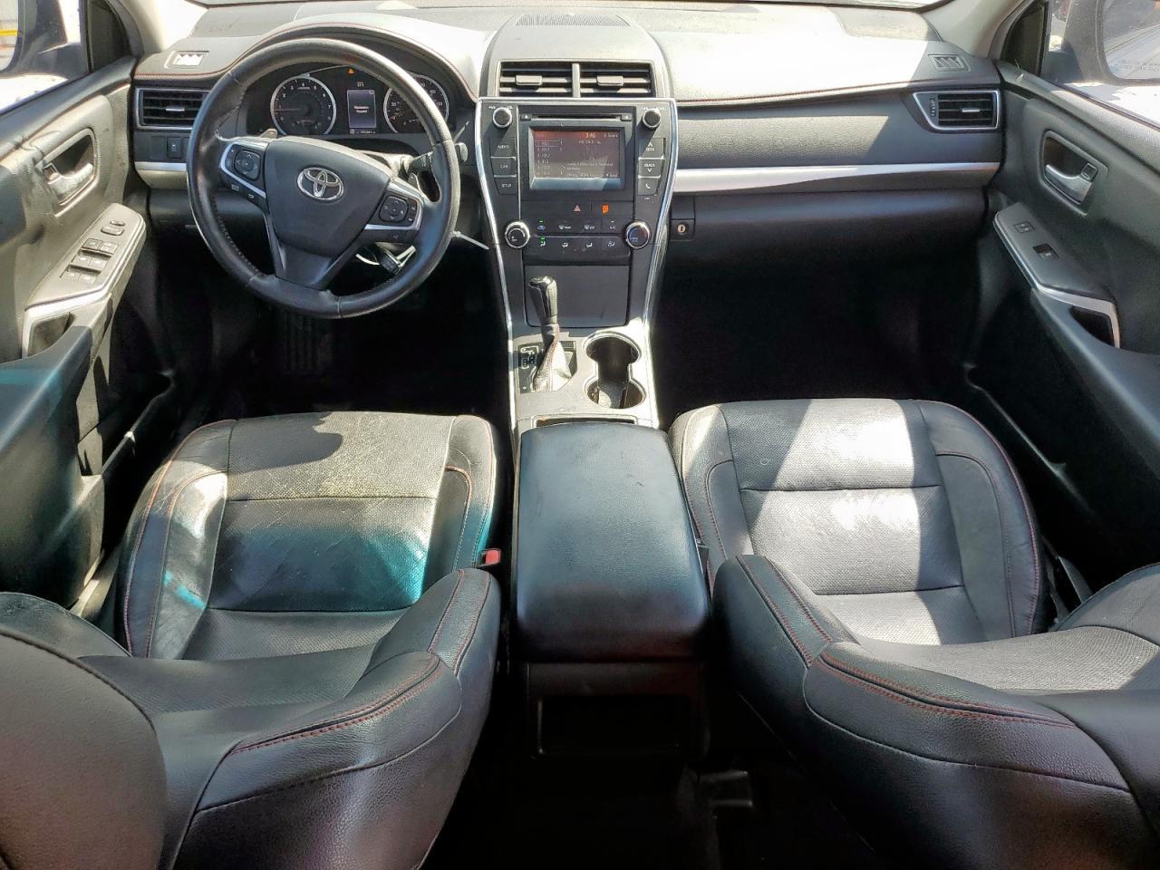 2015 TOYOTA CAMRY