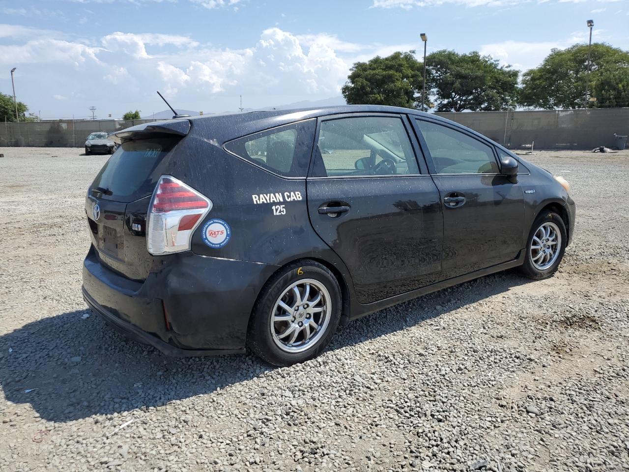 2016 TOYOTA PRIUS V