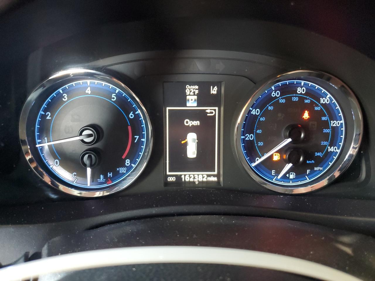 2018 TOYOTA COROLLA