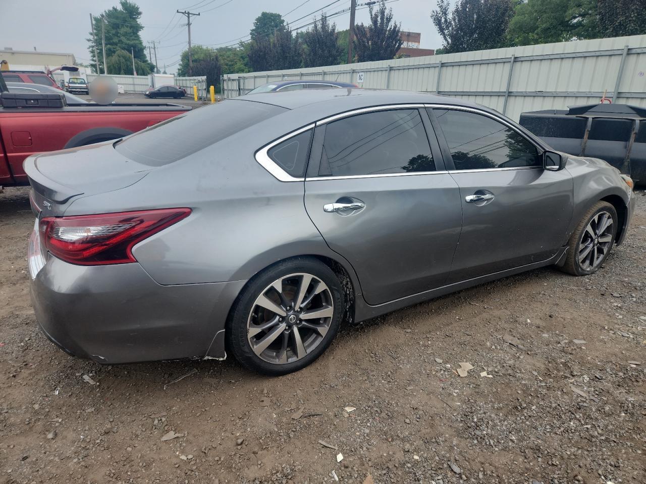 2017 NISSAN ALTIMA