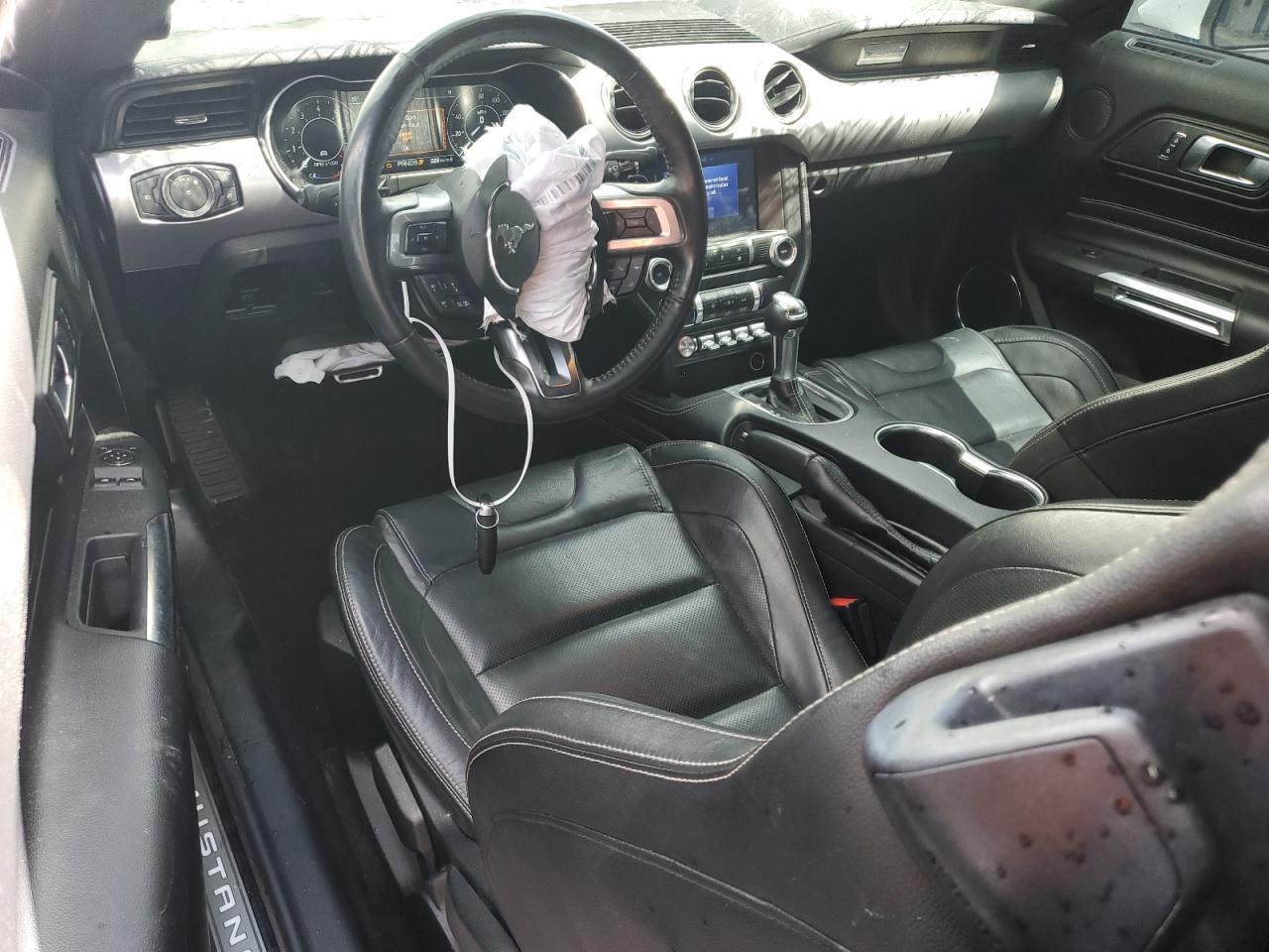 2022 FORD MUSTANG