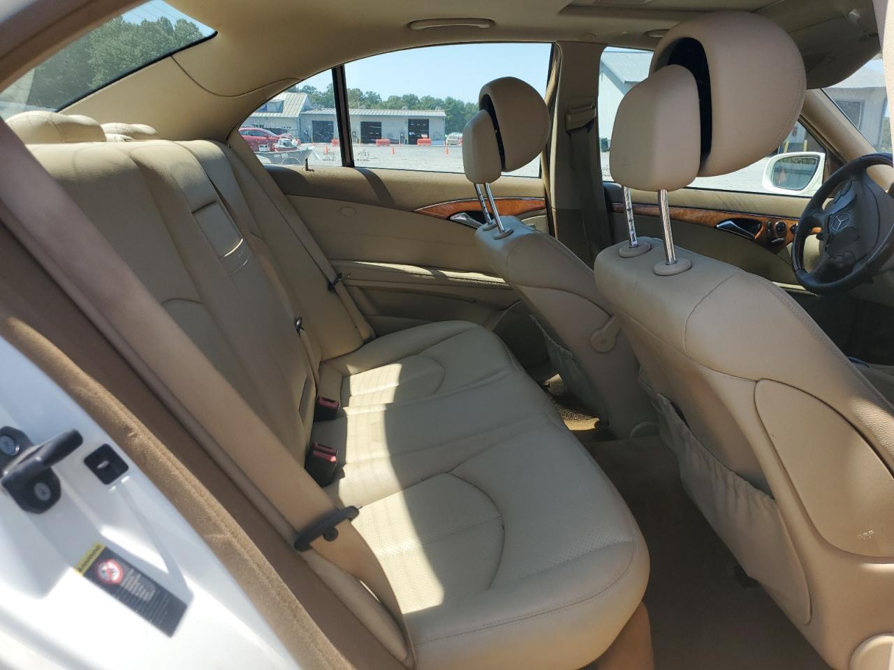 2009 MERCEDES-BENZ E-Class