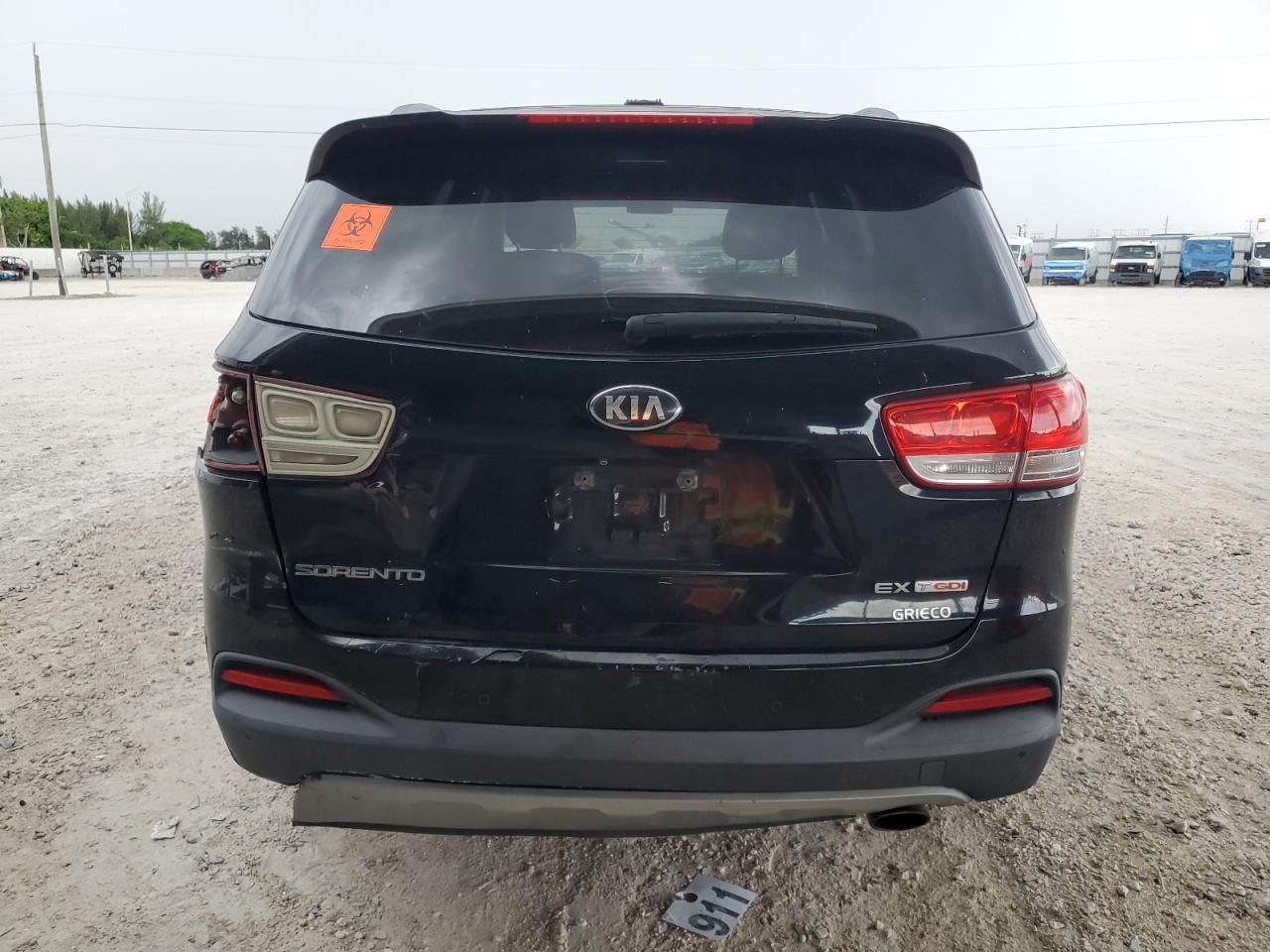 2016 KIA SORENTO