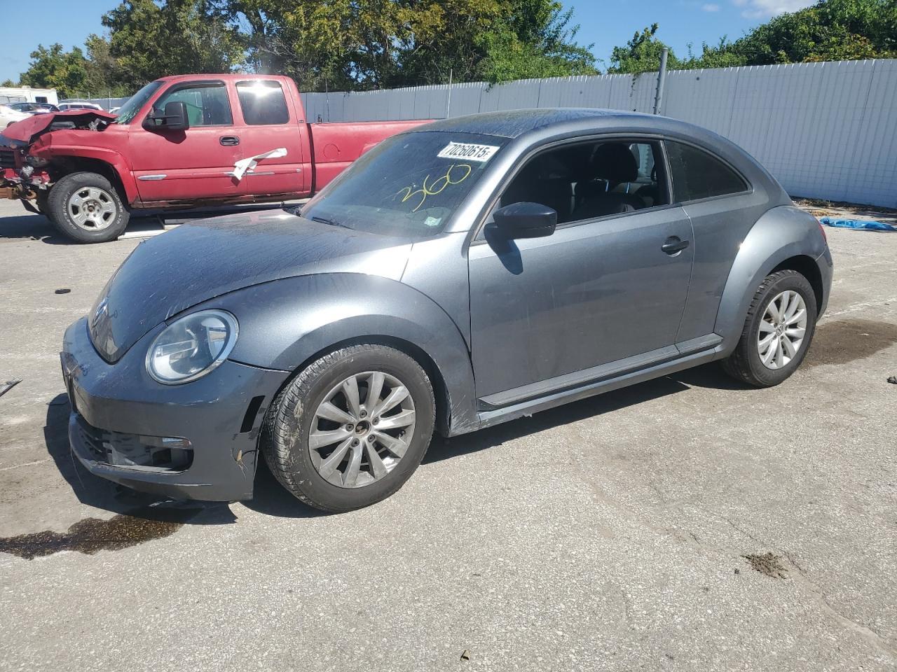 2014 VOLKSWAGEN Beetle