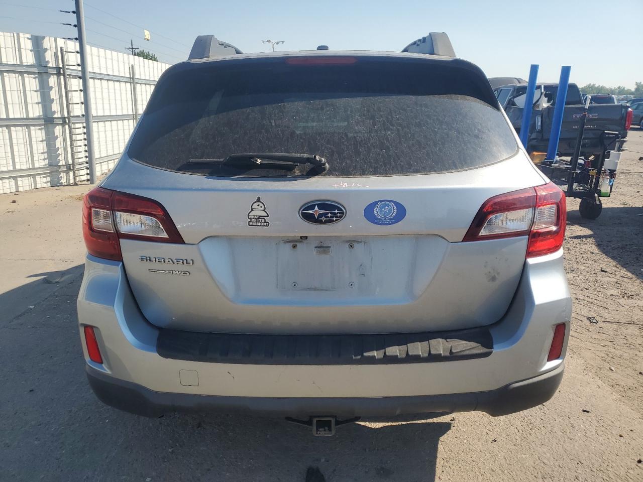 2015 SUBARU Outback