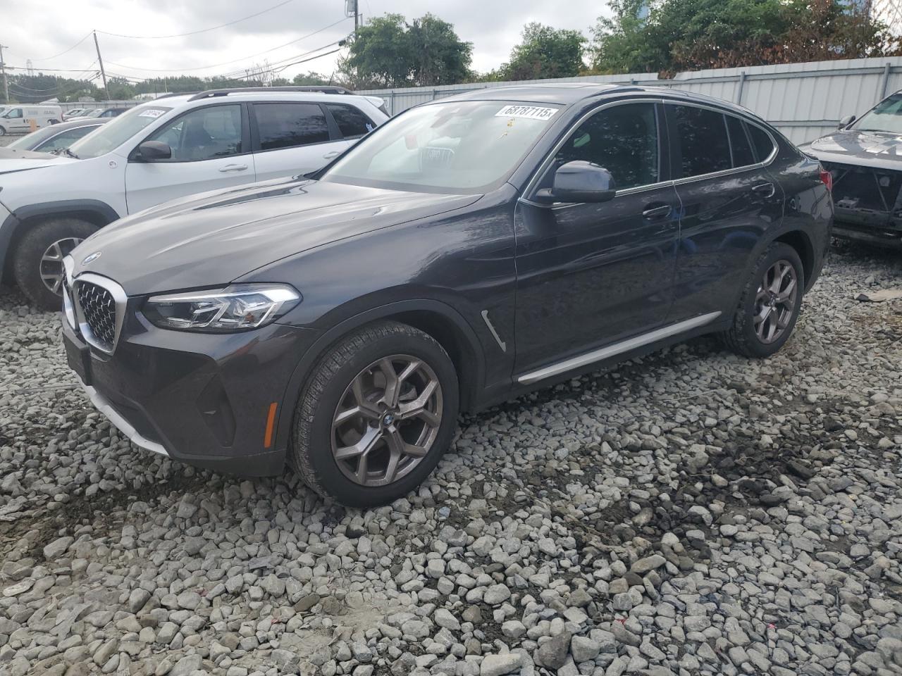 2022 BMW X4