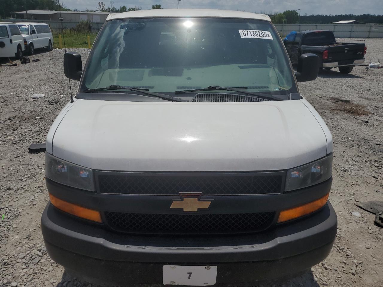 2020 CHEVROLET Express 3500