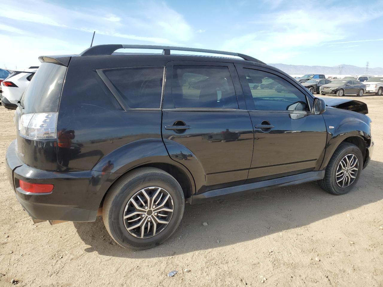 2013 MITSUBISHI outlander