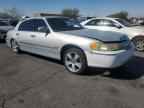 2000 LINCOLN Town Car