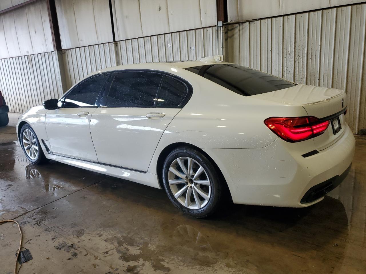 2016 BMW 7 series