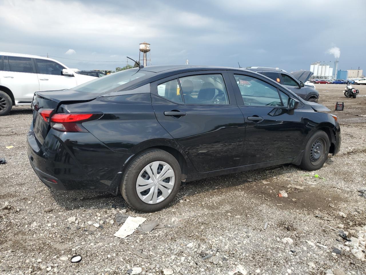 2020 NISSAN VERSA
