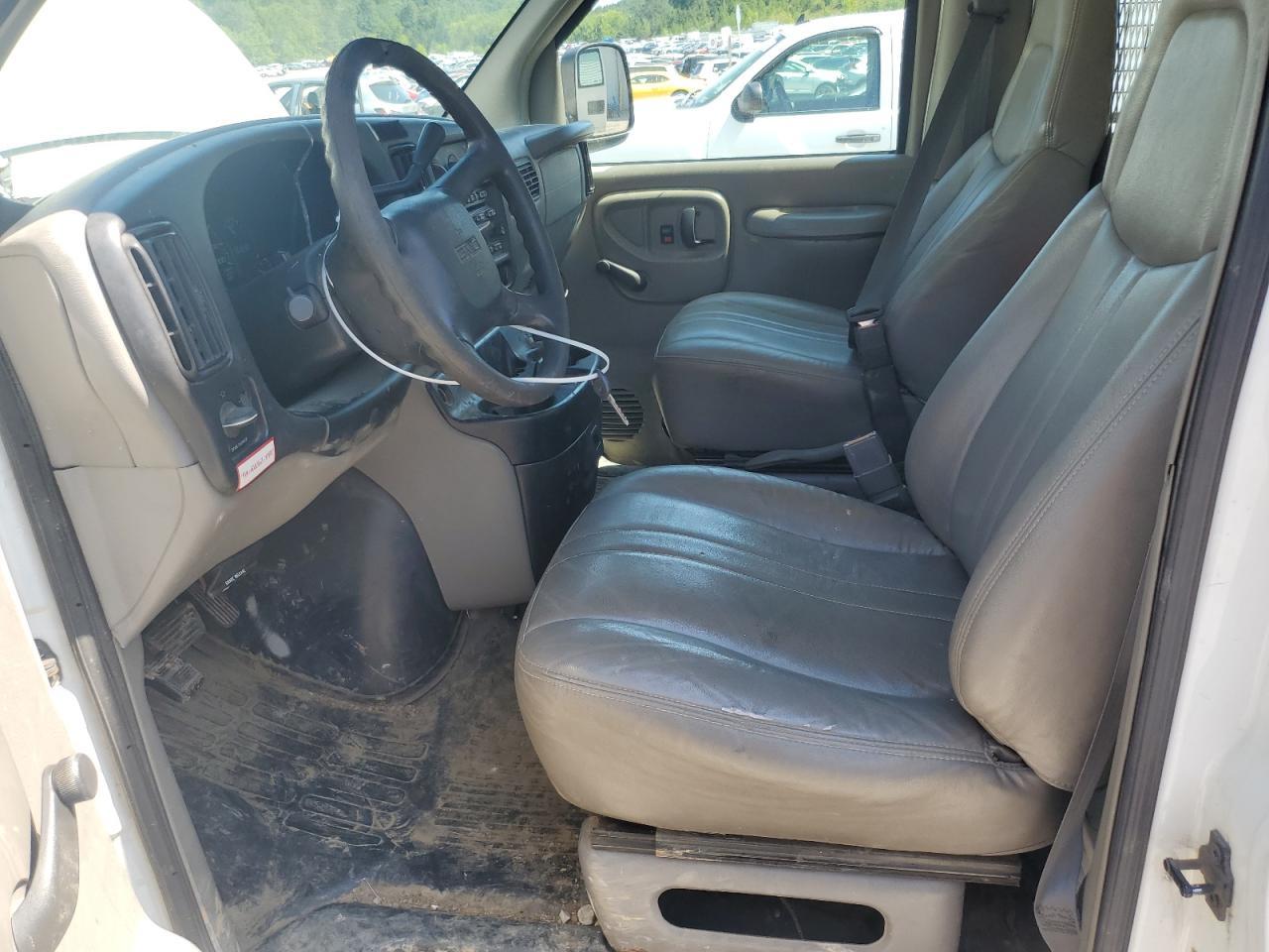 2001 GMC Savana