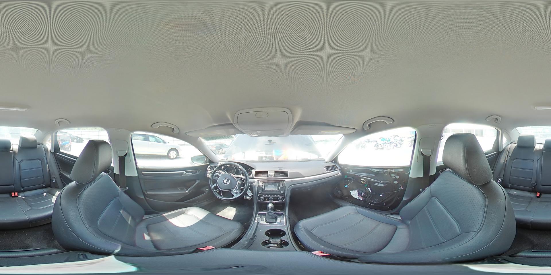 2016 VOLKSWAGEN Passat