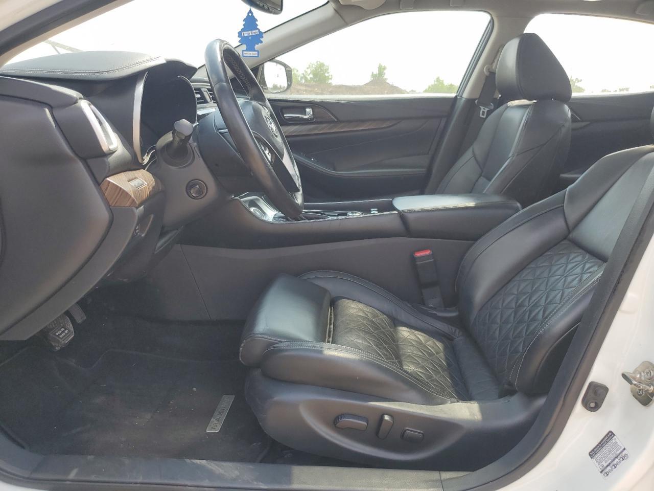 2016 NISSAN Maxima