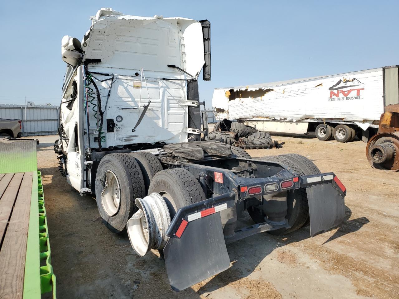 2019 VOLVO VNL