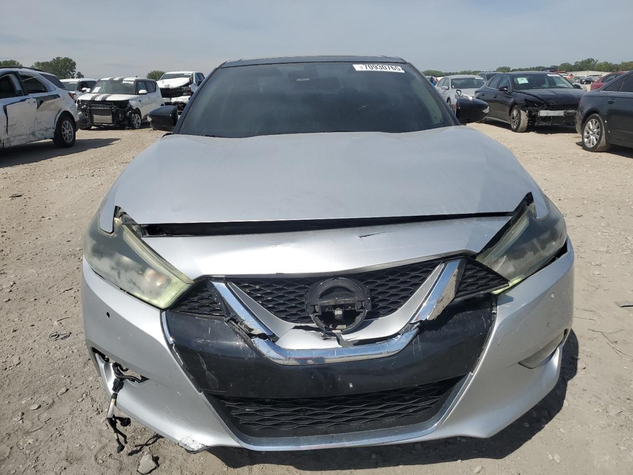2016 NISSAN Maxima