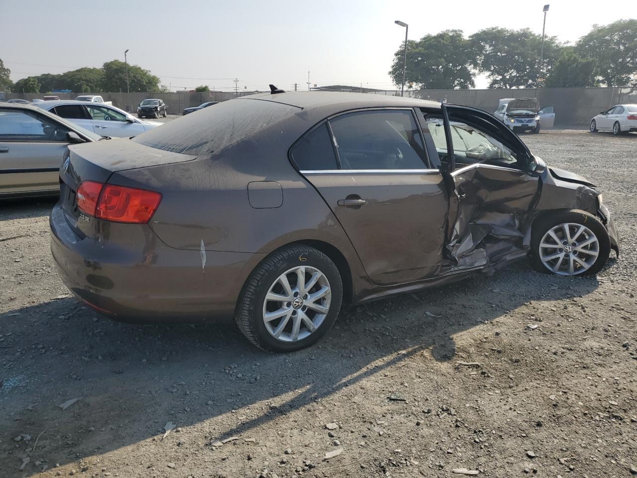 2013 VOLKSWAGEN JETTA